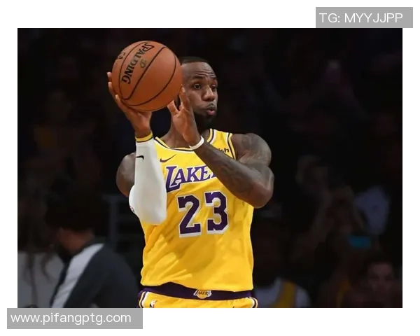 詹姆斯:篮球传奇的崛起与辉煌成就背后的故事与启示 詹姆斯:篮球传奇的崛起与辉煌成就背后的故事与启示