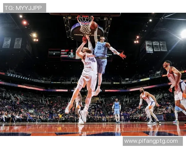 贾莫兰特在NBA赛场上的崛起与挑战:年轻球星的奋斗之路 贾莫兰特在NBA赛场上的崛起与挑战:年轻球星的奋斗之路