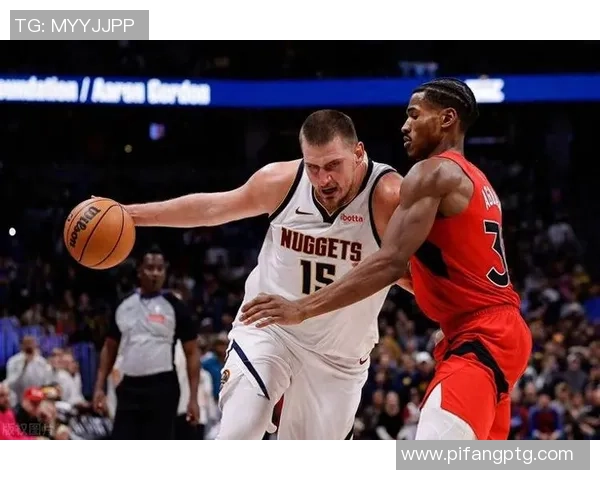 雷霆与老鹰交锋回顾:精彩瞬间与球员表现分析 雷霆与老鹰交锋回顾:精彩瞬间与球员表现分析