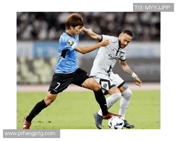 克鲁塞罗与拉队激战即将上演球迷期待精彩对决与精彩进球