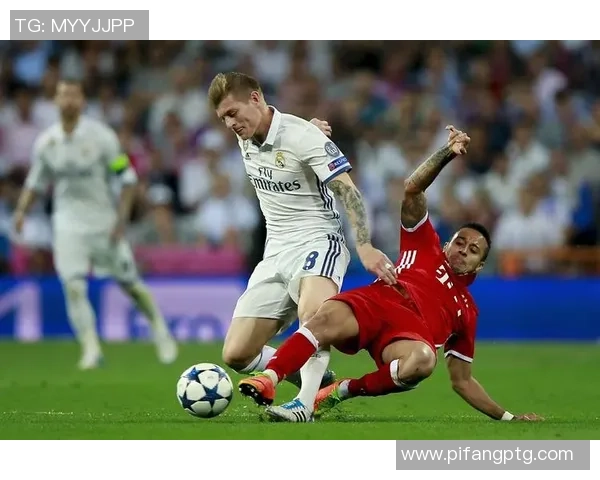 皇马与拜仁传奇球星重聚元老赛精彩回顾与赛后感悟