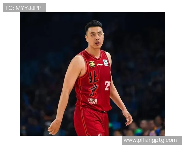 翟晓川：从篮球场上的拼搏者到生活中的多面手，展现无限可能与激情