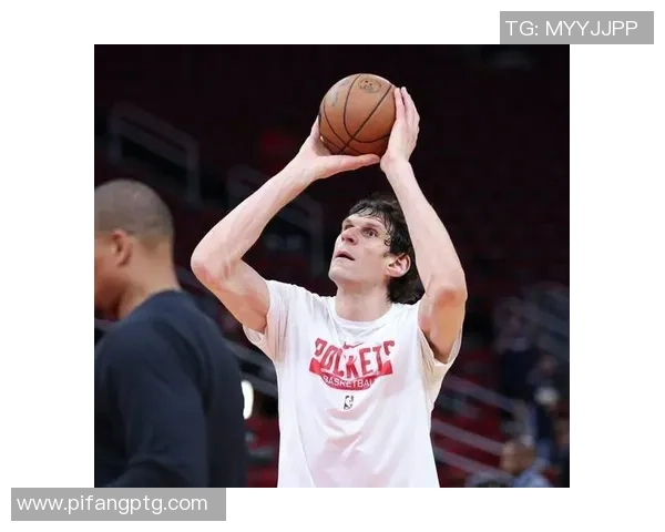 齐麟：从青涩少年到篮球场上的璀璨明星之路